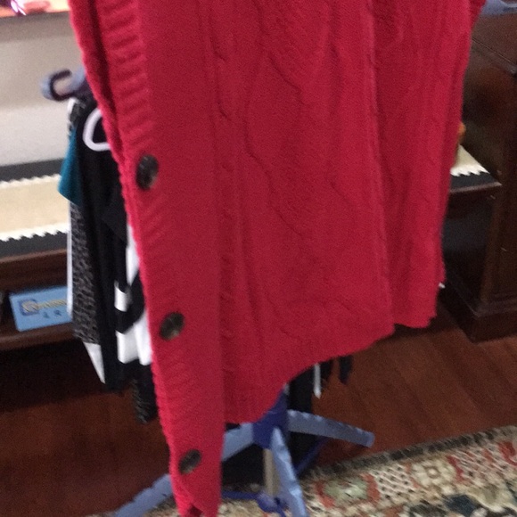 Red Cable Knit Poncho - Picture 4 of 7